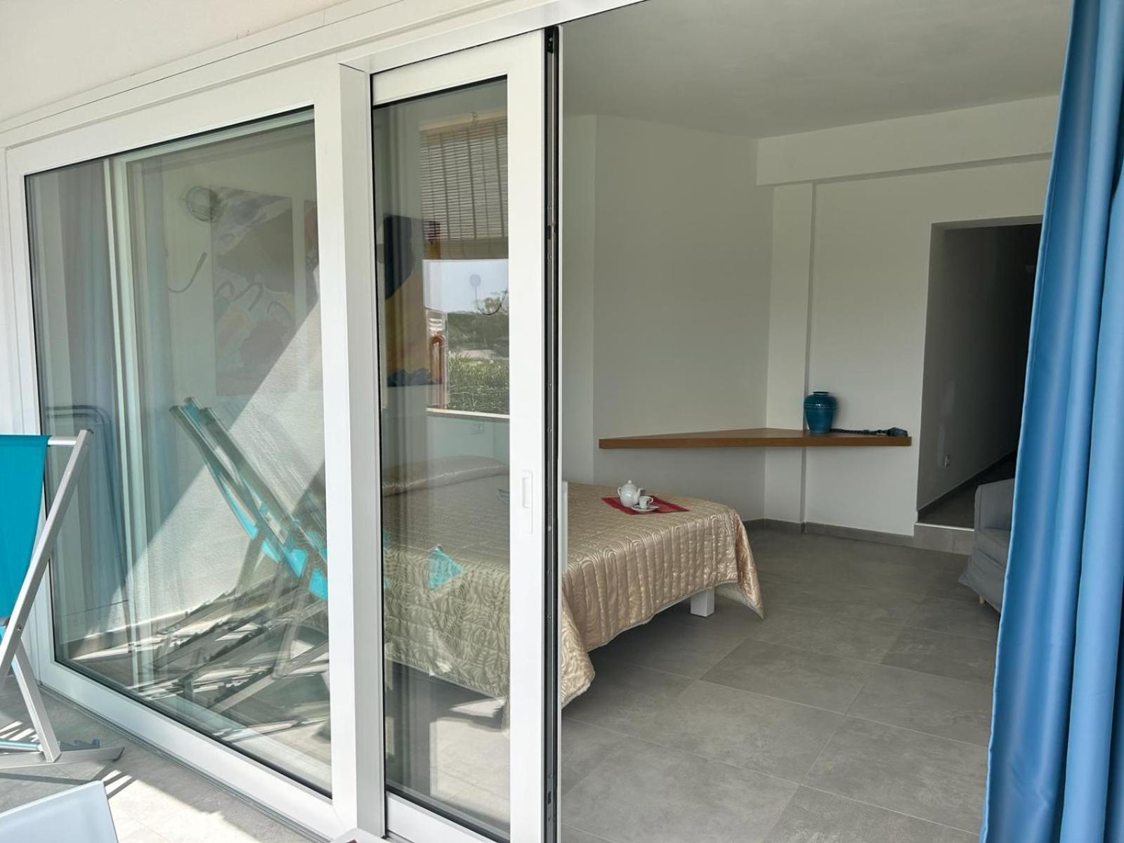 Rooms, Affittacamere Maksim Golfo Aranci Exteriör bild
