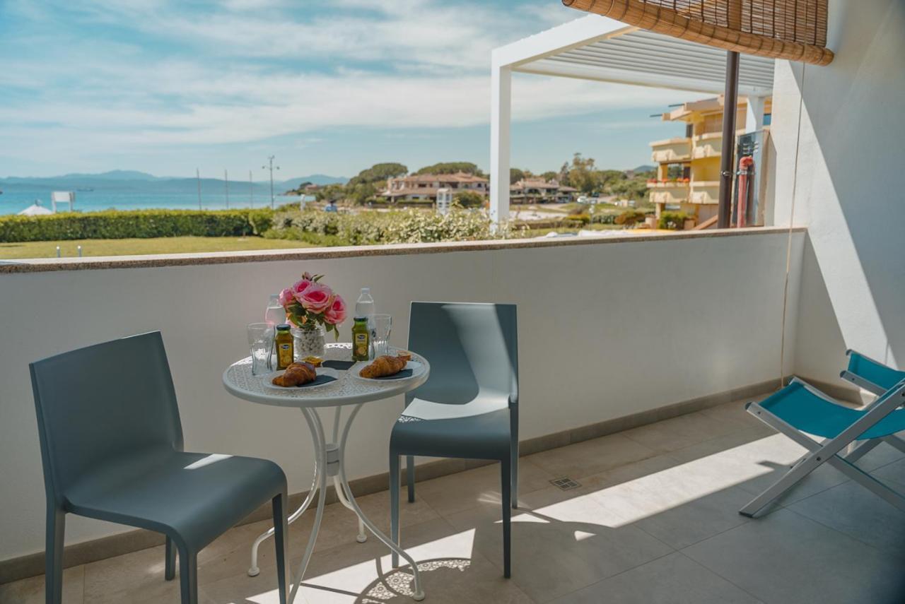 Rooms, Affittacamere Maksim Golfo Aranci Exteriör bild