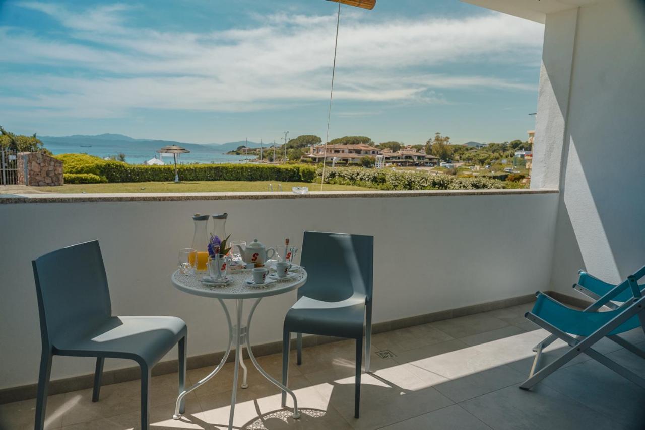 Rooms, Affittacamere Maksim Golfo Aranci Exteriör bild